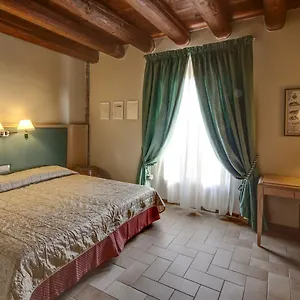 Diamantina Ferrara