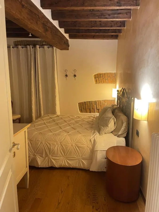 Antica Corte Hotel Residence Di Charme Ferrara 3*,